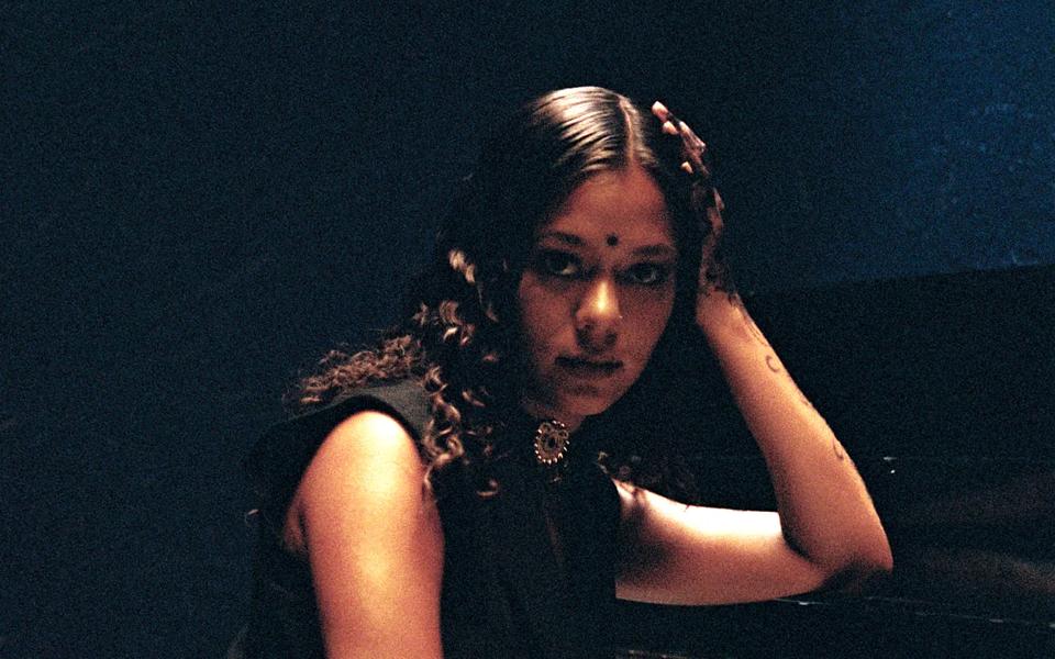 Asian Tones: Tara Lily + Shalini Rani