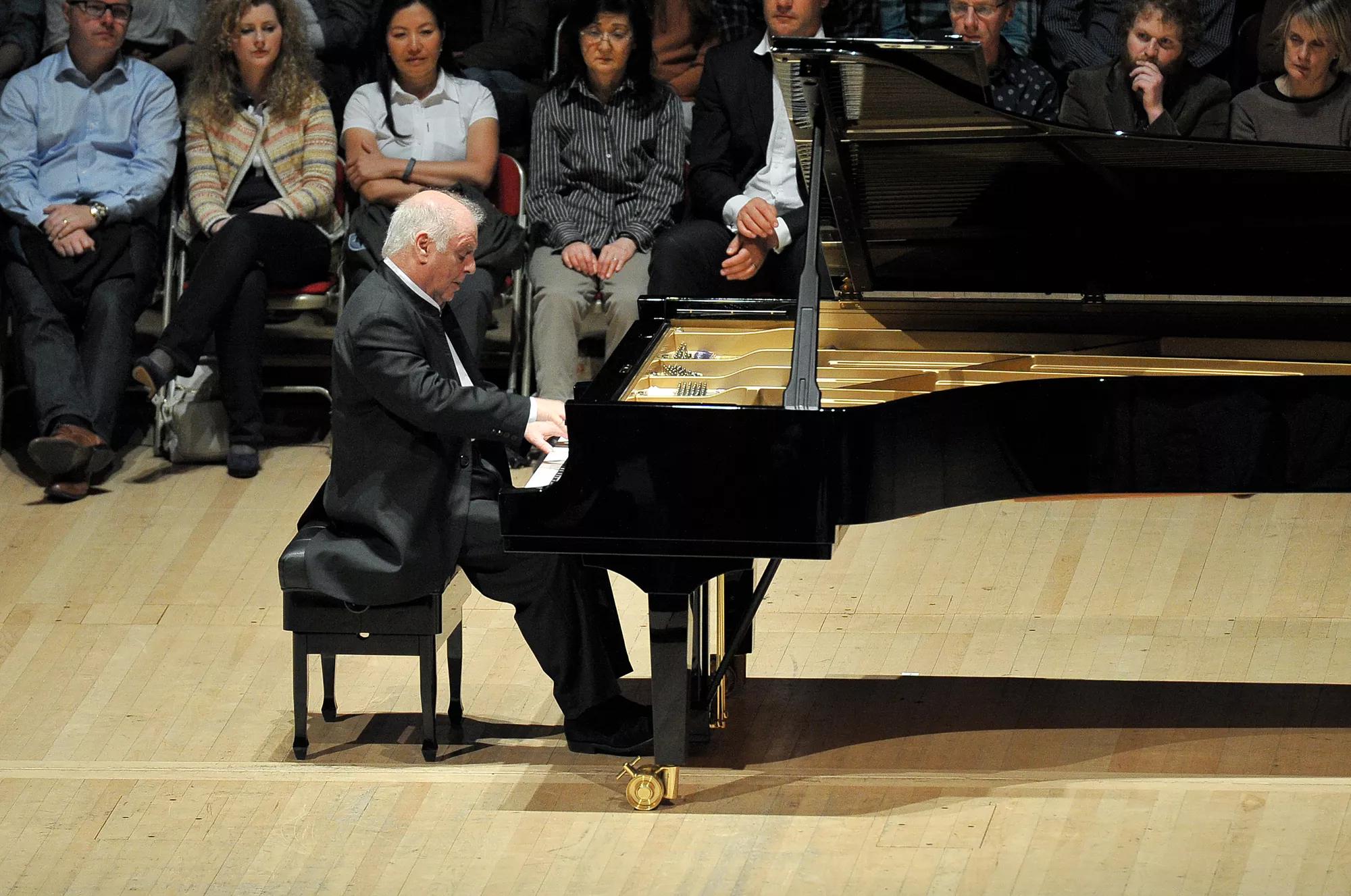 Daniel Barenboim performing at the Southbank Centre 