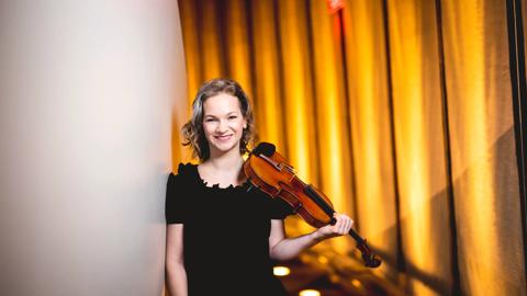 Hilary Hahn Plays Mozart